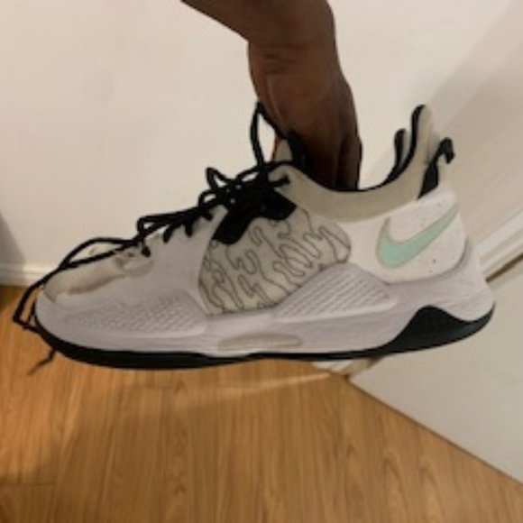 Nike Paul George 5 Shoe - Picture 2 of 4